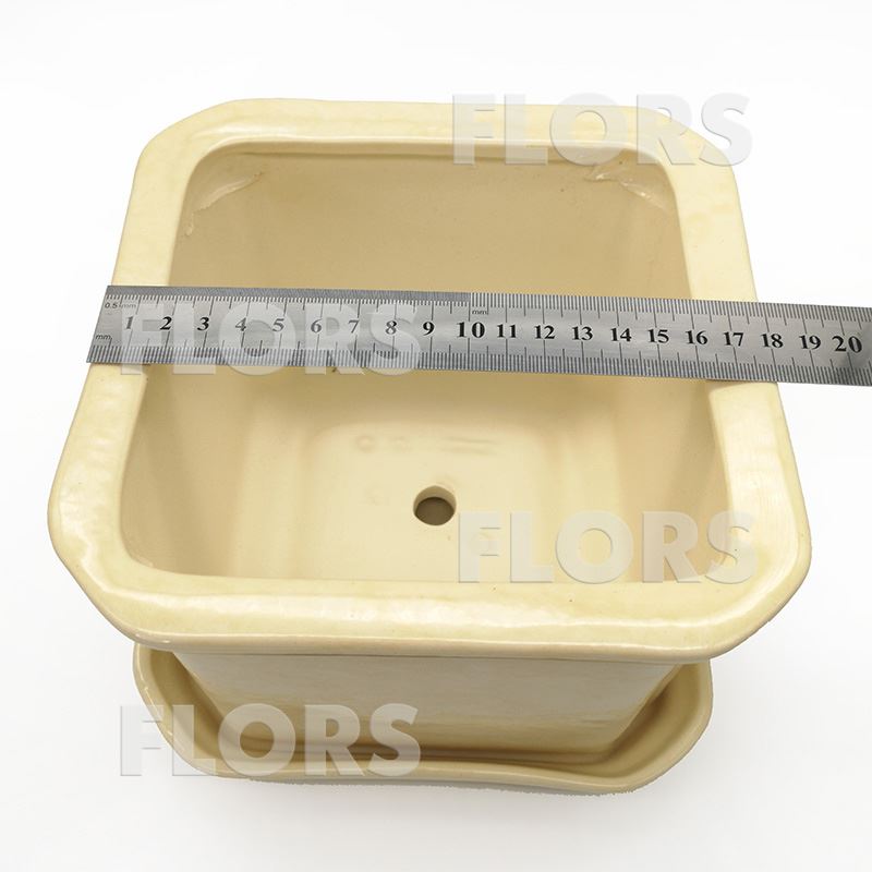 Горшок керамика №03 с подст. Бежевый